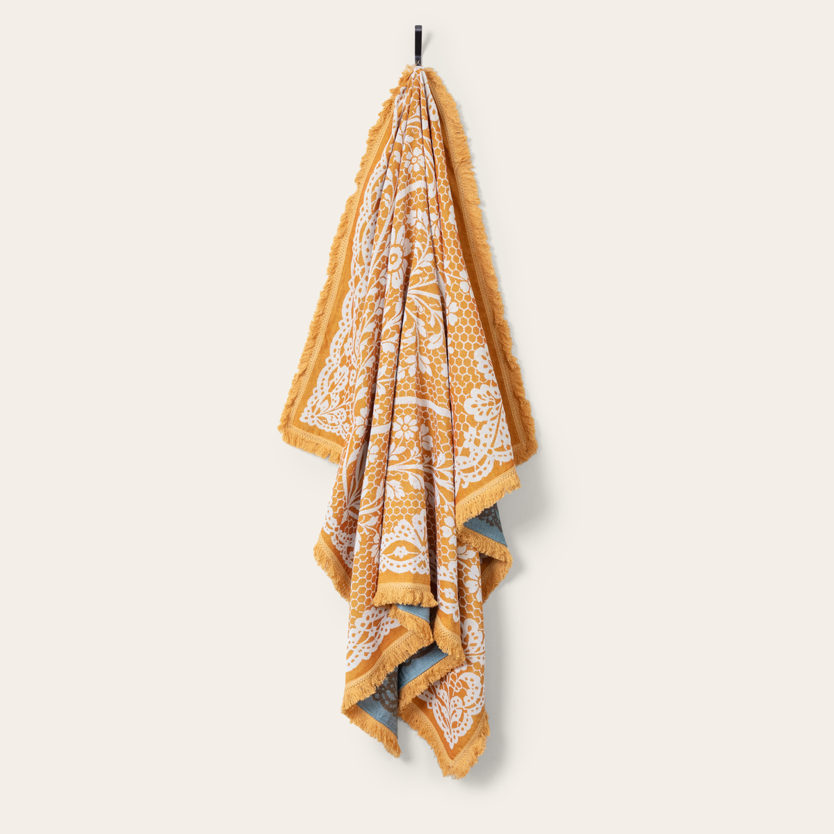 Siena Woven Throw & Picnic Rug
