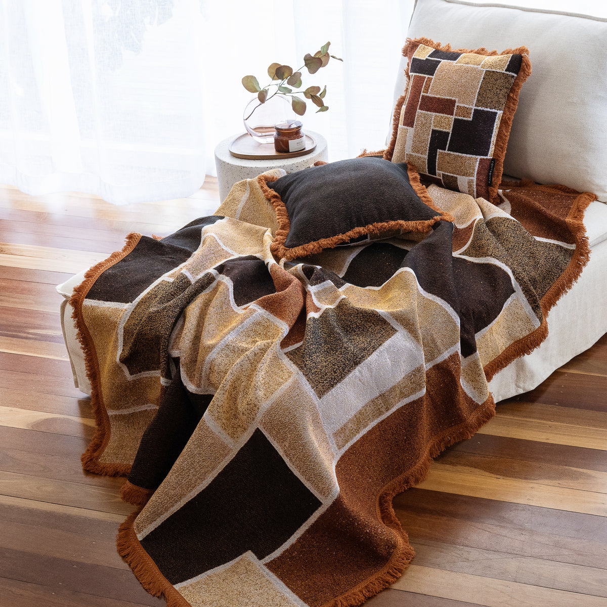 Milano Woven Throw & Picnic Rug